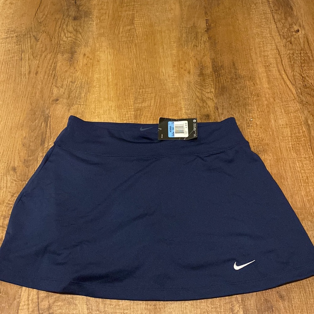 Never worn Nike woman’s skort